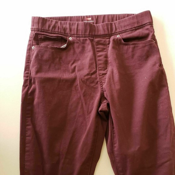Levi's Women's Pull-On Jeans, Malbec Marvel, 29, U - Picture 9 of 11